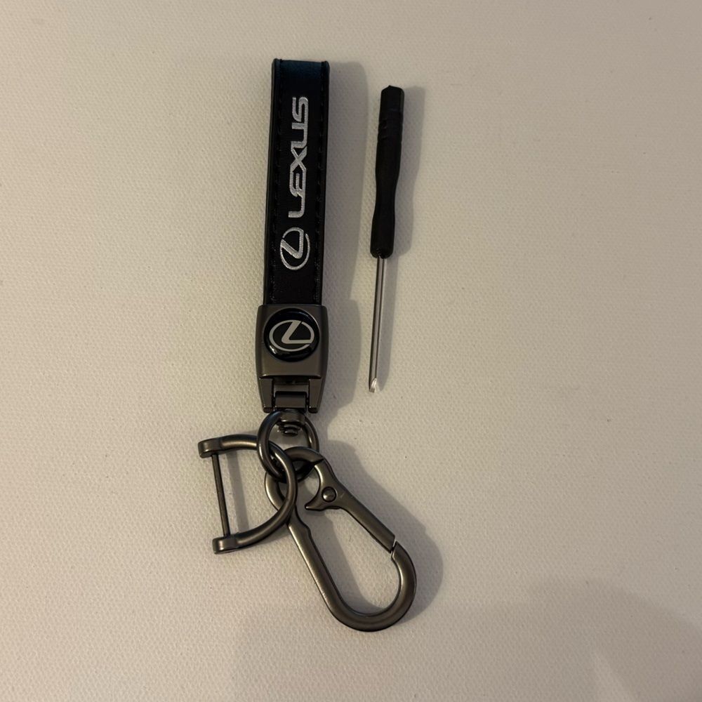 Lexus Key Fob Keychain in Black Leather with Logo NWT
